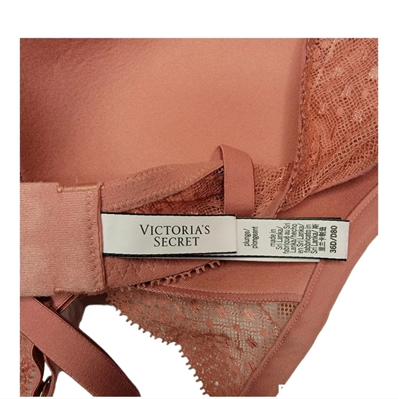 Victoria's Secret Bra Incredible By Victoria's Plunge/Padded/Underwire Size 36D - Picture 5 of 7